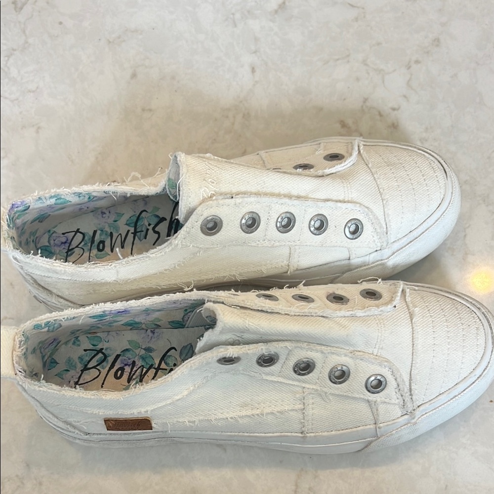 Blowfish White Canvas Sneakers